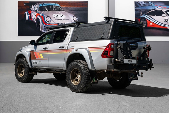 Toyota HiLux 6 of 30