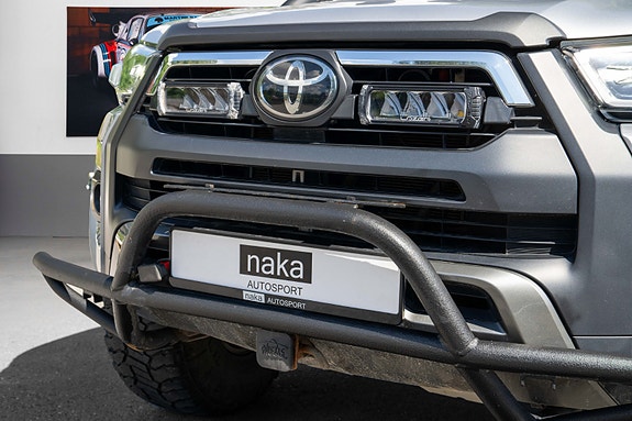 Toyota HiLux 5 of 30