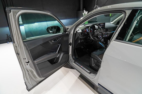 Audi Q2 20 of 30