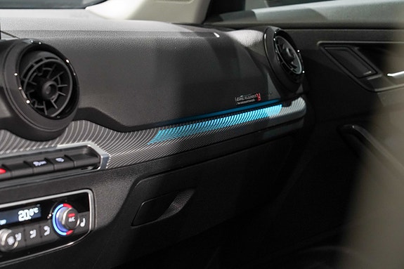Audi Q2 25 of 30