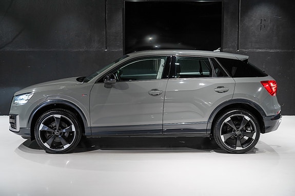 Audi Q2 3 of 30