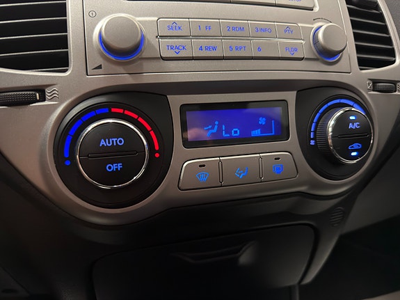 Hyundai i20 17 of 27