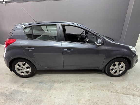 Hyundai i20 26 of 27
