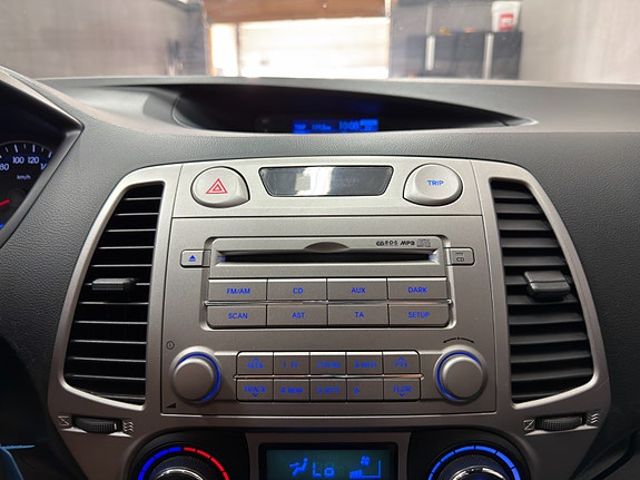 Hyundai i20 20 of 27