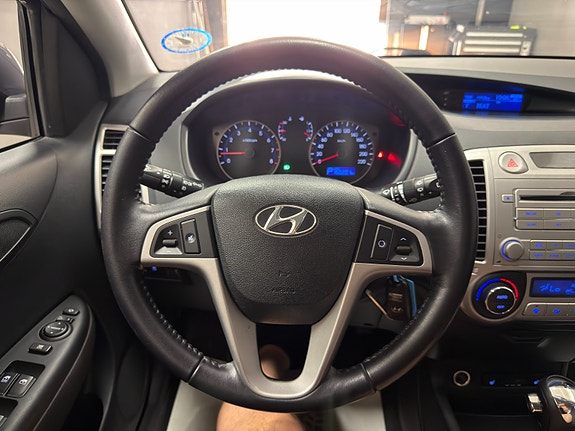 Hyundai i20 7 of 27