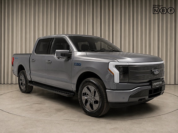 Ford F-150 2 of 21