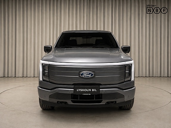 Ford F-150 3 of 21