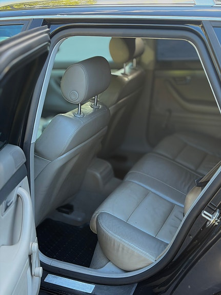 Audi A4 14 of 16
