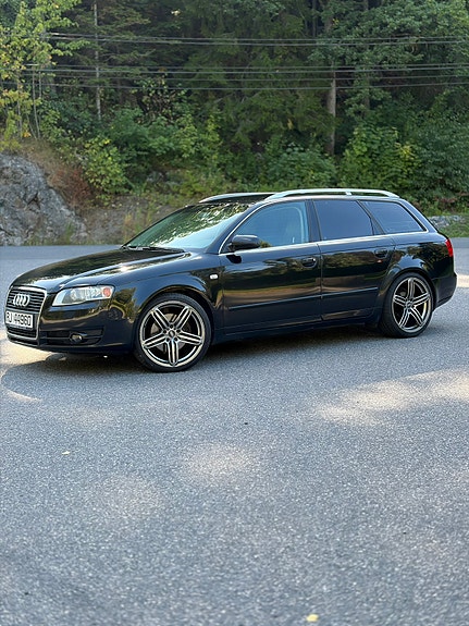 Audi A4 9 of 16