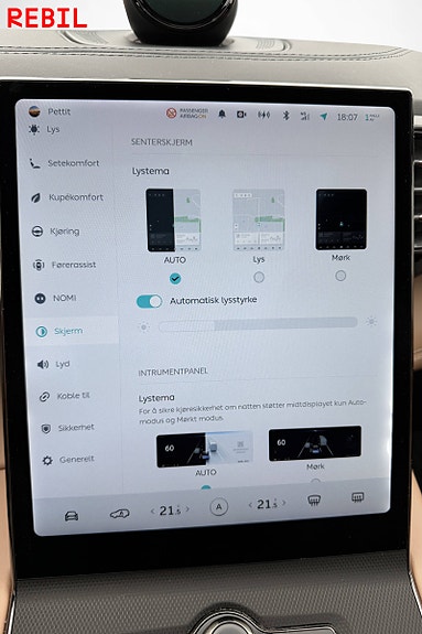 NIO ES8 21 of 25