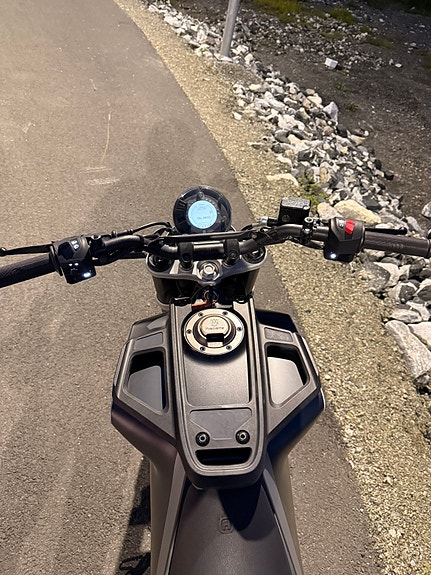 Husqvarna Svartpilen 125 13 of 22