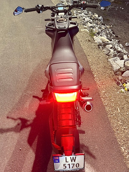 Husqvarna Svartpilen 125 9 of 22