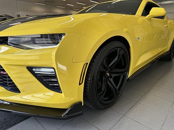 Chevrolet Camaro 20 of 30