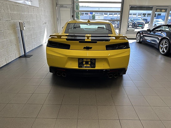 Chevrolet Camaro 8 of 30