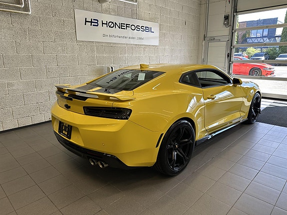 Chevrolet Camaro 9 of 30