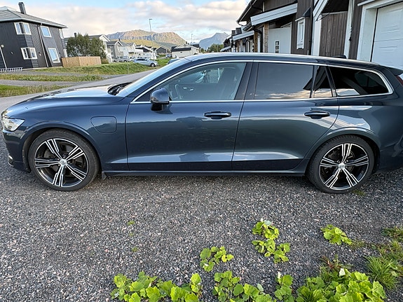 Volvo V60 3 of 15
