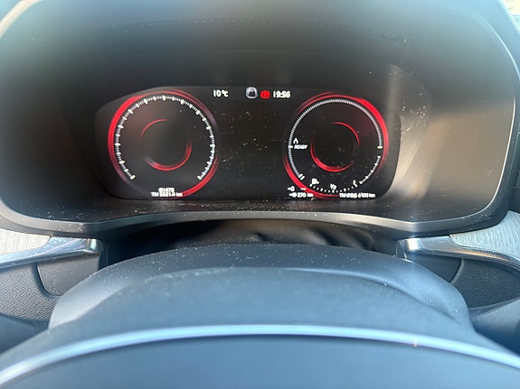 Volvo V60 8 of 15