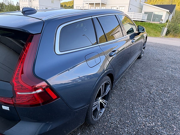 Volvo V60 5 of 15