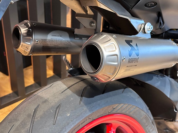 Ducati SuperSport (2021-reg) 7 of 11