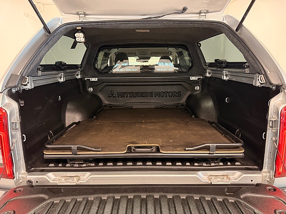 Mitsubishi L200 15 of 30
