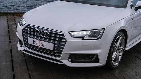 Audi A4 5 of 30