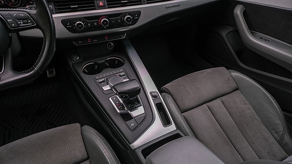Audi A4 21 of 30