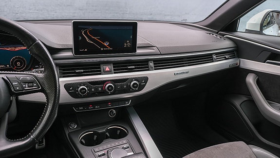 Audi A4 24 of 30