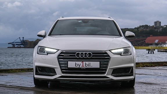 Audi A4 4 of 30
