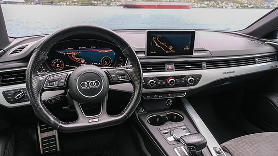 Audi A4 23 of 30