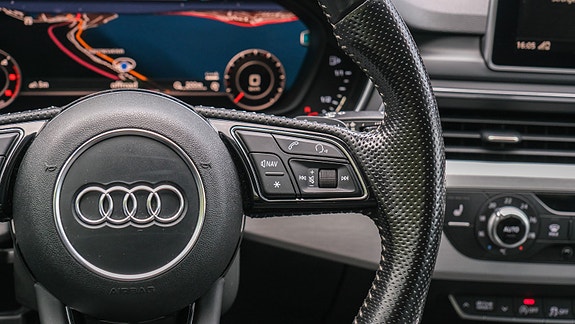 Audi A4 15 of 30