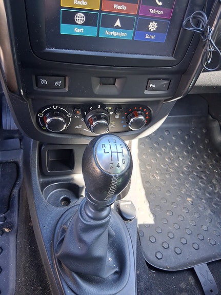 Dacia Duster 9 of 14