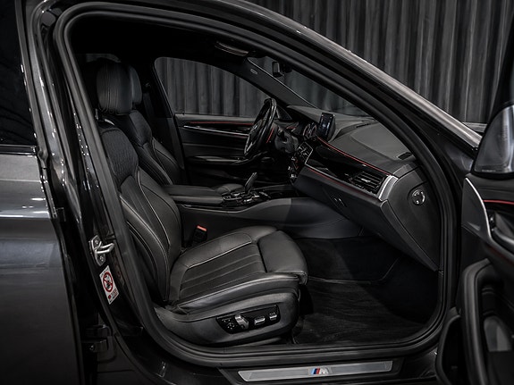BMW 530i 18 of 30