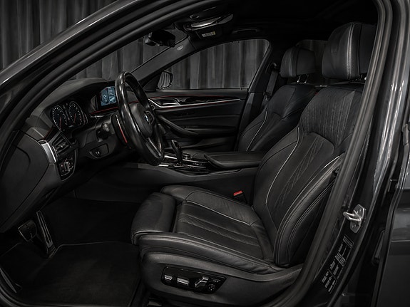 BMW 530i 27 of 30