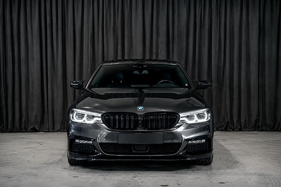 BMW 530i 4 of 30