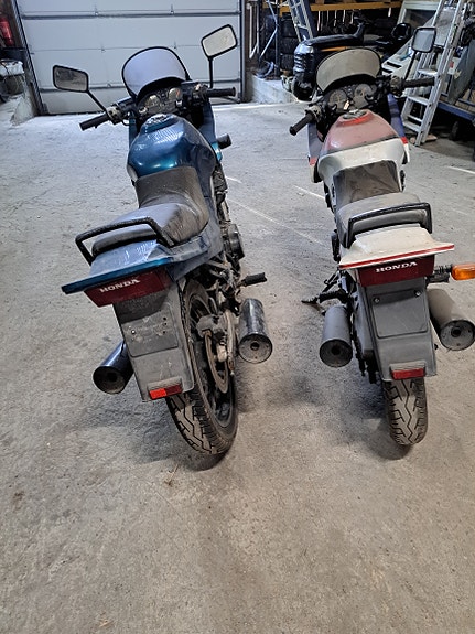 Honda VF 500 F 2 of 5