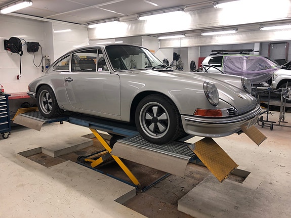 Porsche 911 23 of 30