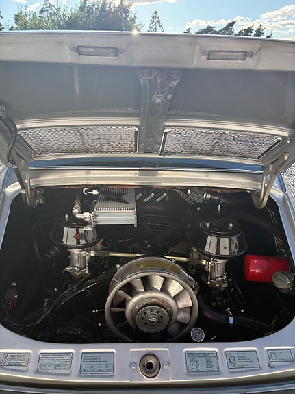 Porsche 911 13 of 30