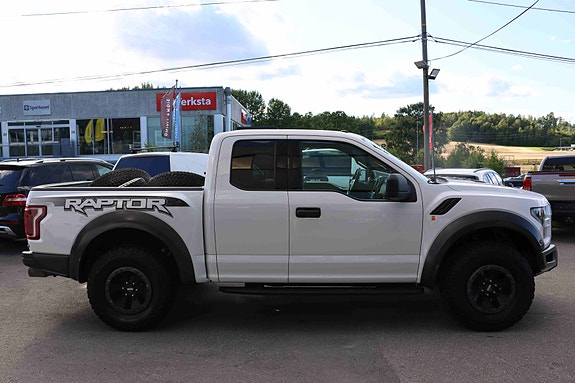 Ford F-150 8 of 30