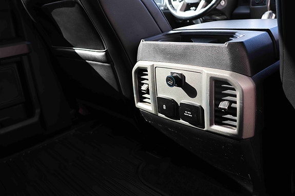 Ford F-150 14 of 30