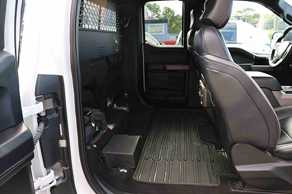 Ford F-150 13 of 30