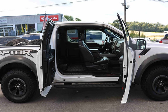 Ford F-150 12 of 30