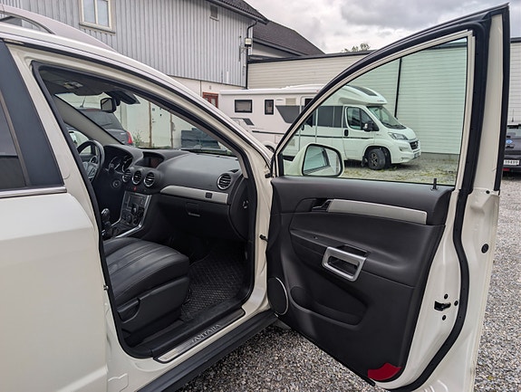 Opel Antara 27 of 30