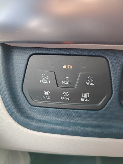 Volkswagen ID. Buzz 21 of 27