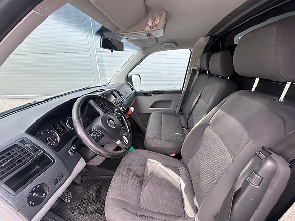 Volkswagen Transporter 16 of 30