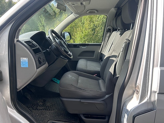Volkswagen Transporter 14 of 30