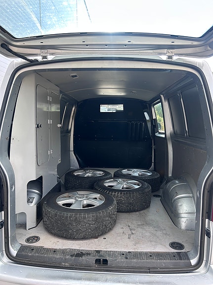 Volkswagen Transporter 10 of 30