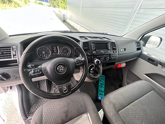 Volkswagen Transporter 17 of 30