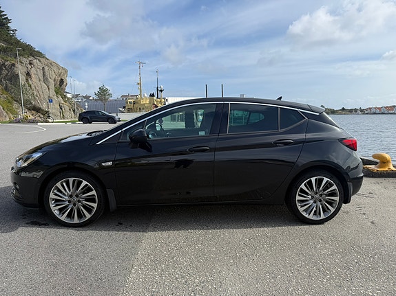 Opel Astra 4 of 29