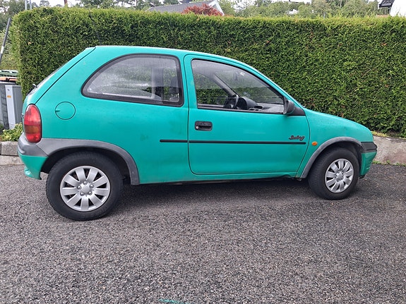 Opel Corsa 2 of 10