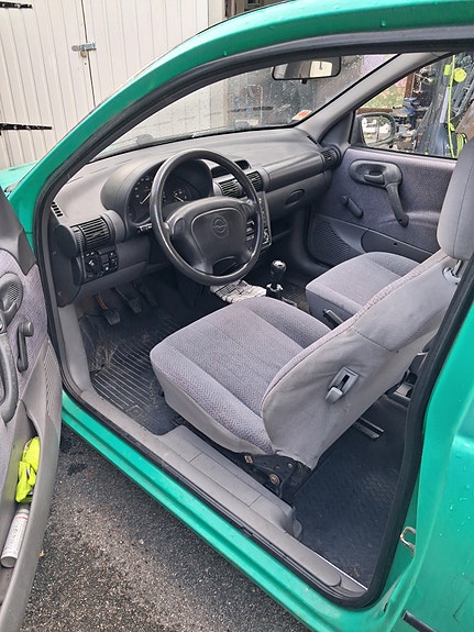 Opel Corsa 4 of 10
